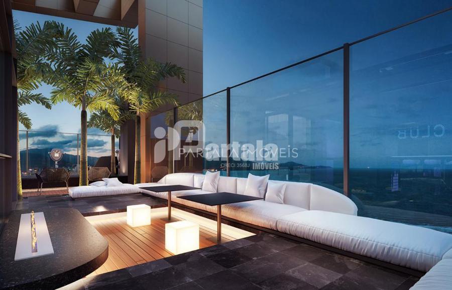 LAREIRA LOUNGE