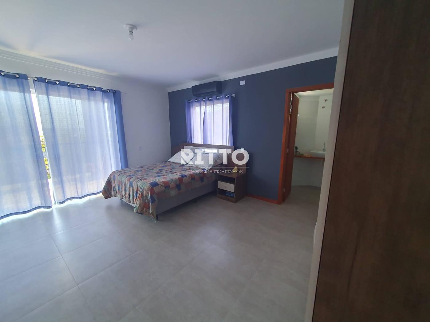 Casa de 3 quartos, 550m² no bairro MORRETES, em Itapema | Eu Corretor